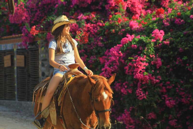 Punta de Mita/Sayulita: Horseback Riding Tour - Why this ride feels different from a standard beach tour