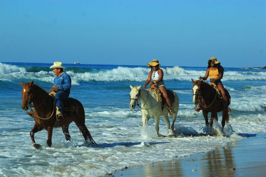 Punta de Mita/Sayulita: Horseback Riding Tour - Tequila tasting and the ranch finish