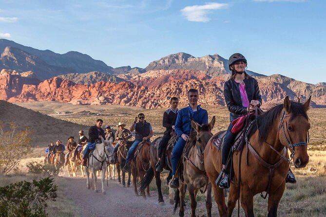 Red Rock Canyon Sunset Horseback Ride and Barbeque Dinner - Choosing your horse and settling into the saddle