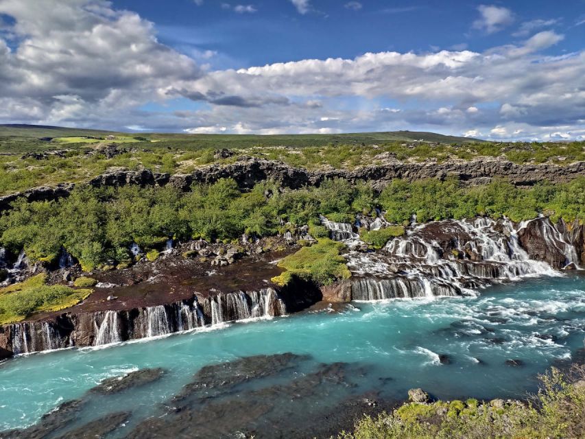 Reykjavik: Lava Cave, Hot Springs, Horses & Waterfalls Tour - Icelandic horses and hot spring bread at Sturlureykir