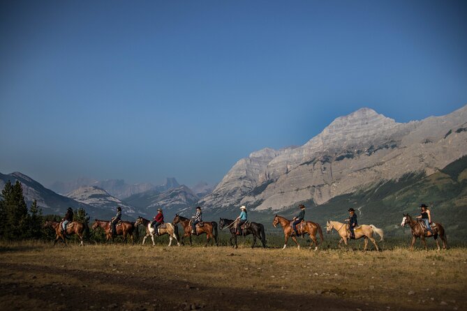 Ridge Ride 2-Hour Horseback Trail Ride in Kananaskis - Clothing, weather, and comfort