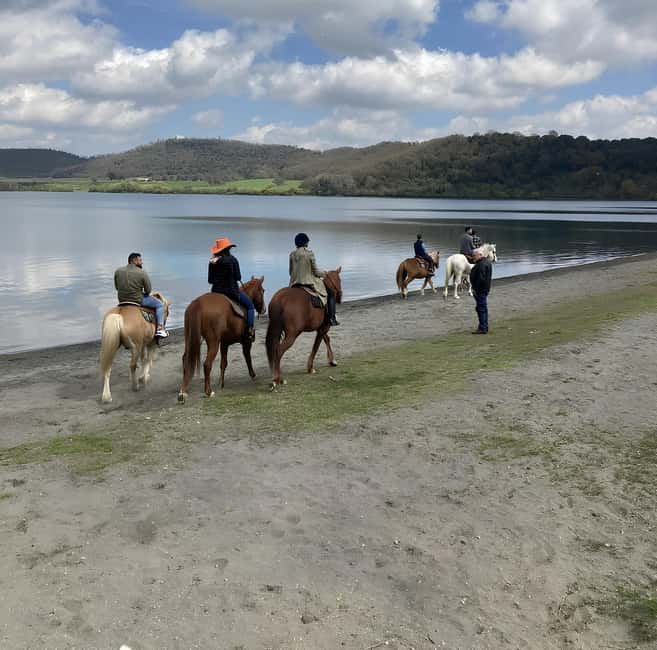 Rome: Lake Martignano Horseback Ride with Guide - Leaving Rome for Lake Martignano