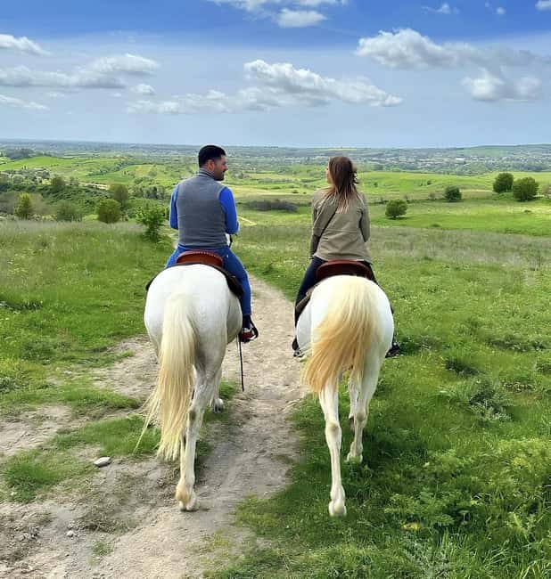 Rome: Lake Martignano Horseback Ride with Guide - What the $58 price includes
