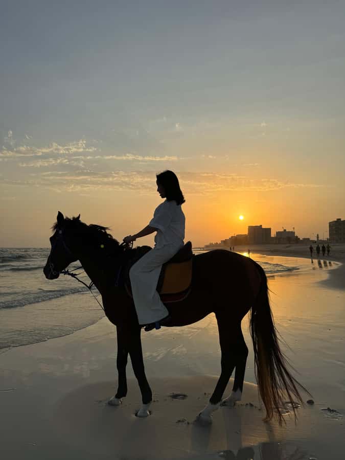 Salalah: Horse Riding by the Beach - Why the four-person limit matters