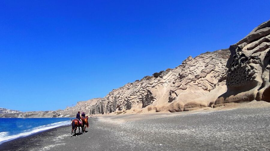 Santorini: Horseback Riding Tour on the Beach - Practical tips for a smoother ride