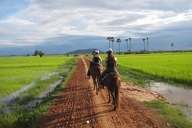 Siem Reap Happy Horse Riding Free Pick-up & Drop-off - Is $40 a fair price?