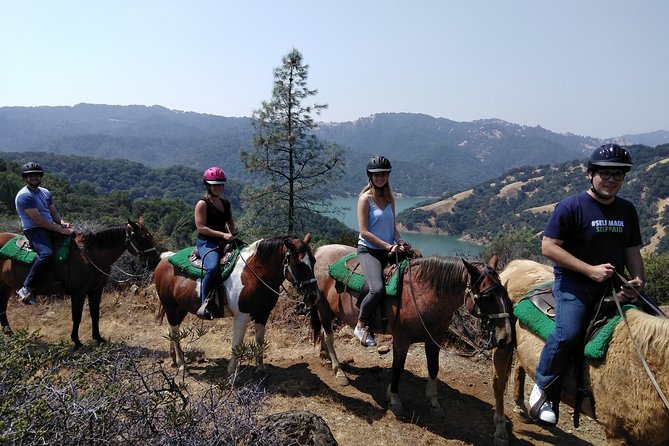 Sonoma Horseback-Riding Tour - The Southlake Trail and its changing scenery