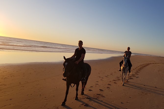 Stunning Sundown Beach Ride on horseback! MINIMUM 2 PARTICIPANTS - The riding lesson comes first