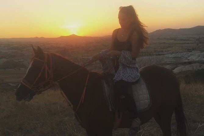 Sunset Horsebackriding-Tour through the Valleys of Cappadocia - From Çavuşin ranch to the first valley trails