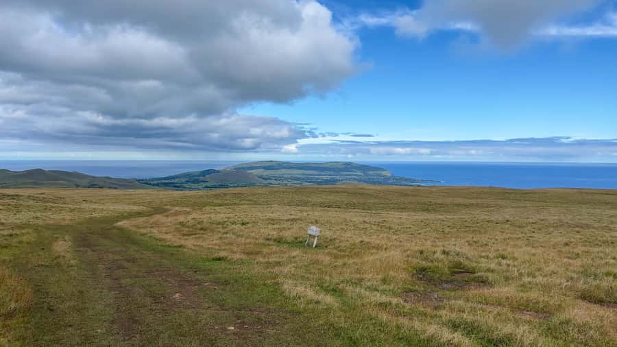 Terevaka Horse Excursion: The highest point and 360° view. - Who should book this Terevaka ride?