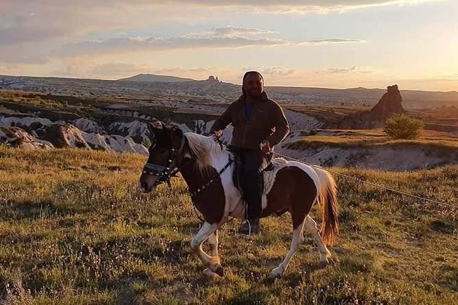 The Best Sunset Horseback Riding Tours in Cappadocia - Hotel transfers and timing in Göreme
