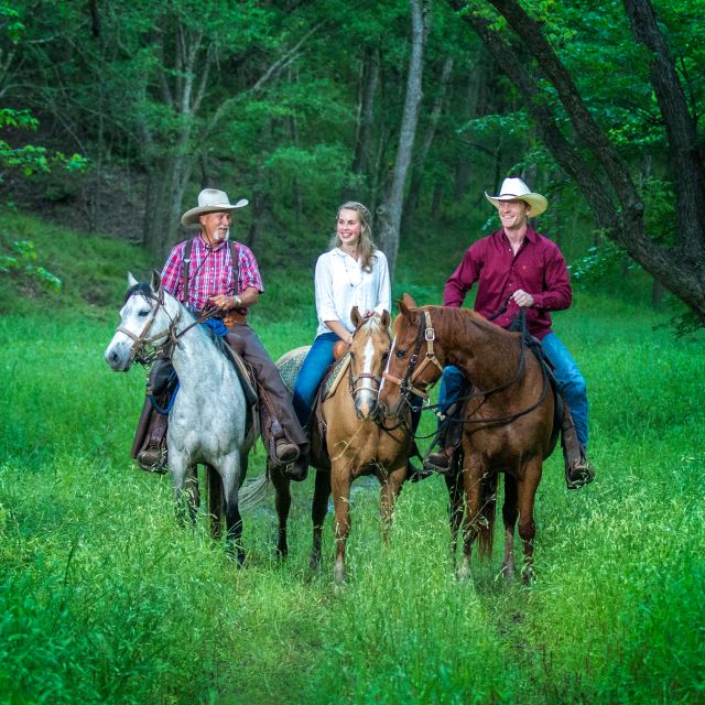 Waco: Horseback Riding Tour with Cowboy Guide - Meeting Your Horse and Learning the Basics