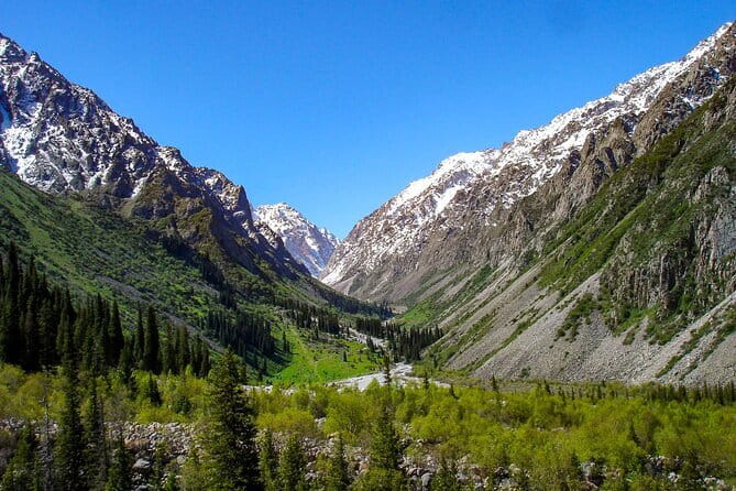 Year-Round Adventure: 3 Days Horse Trek to Song Kul Lake - Crossing toward Song Kul Lake