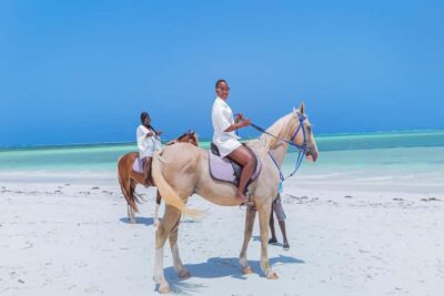 Zanzibar: Horse Riding and Kayaking with Video and Photos