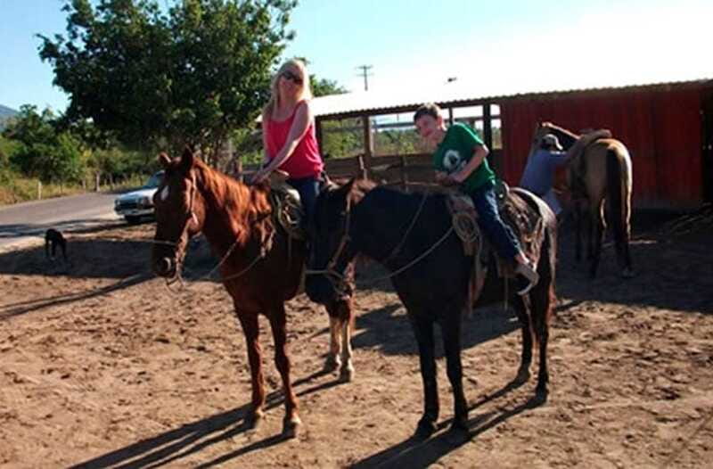 Zihuatanejo: Horseback Riding on the Beach - What the $78 price gets you
