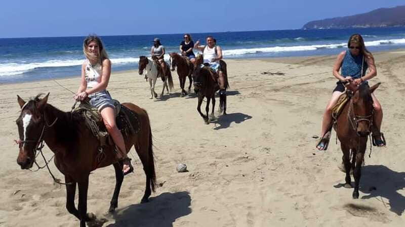 Zihuatanejo: Horseback Riding on the Beach - What to wear and bring